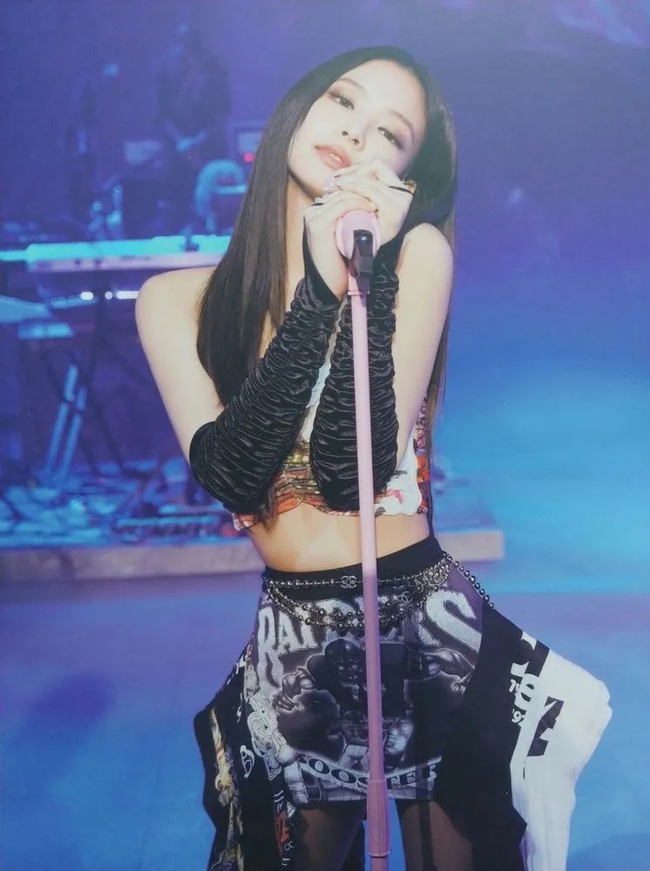 Jennie Blackpink vừa tạo nên một xu hướng mới từ phần cơ thể này - Ảnh 4.