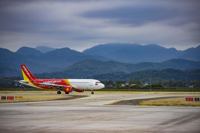 Vietjet mở bán sớm 2,6 triệu vé máy bay dịp Tết 2025 - Ảnh 1.